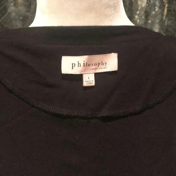 Philosophy black cropped jacket with soft padding in shoulder area-Size Large - Picture 6 of 8